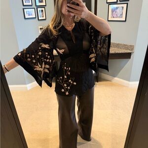Express (vintage) Black embroidered floral kimono style top size s
